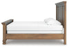 Feddinger King Panel Bed